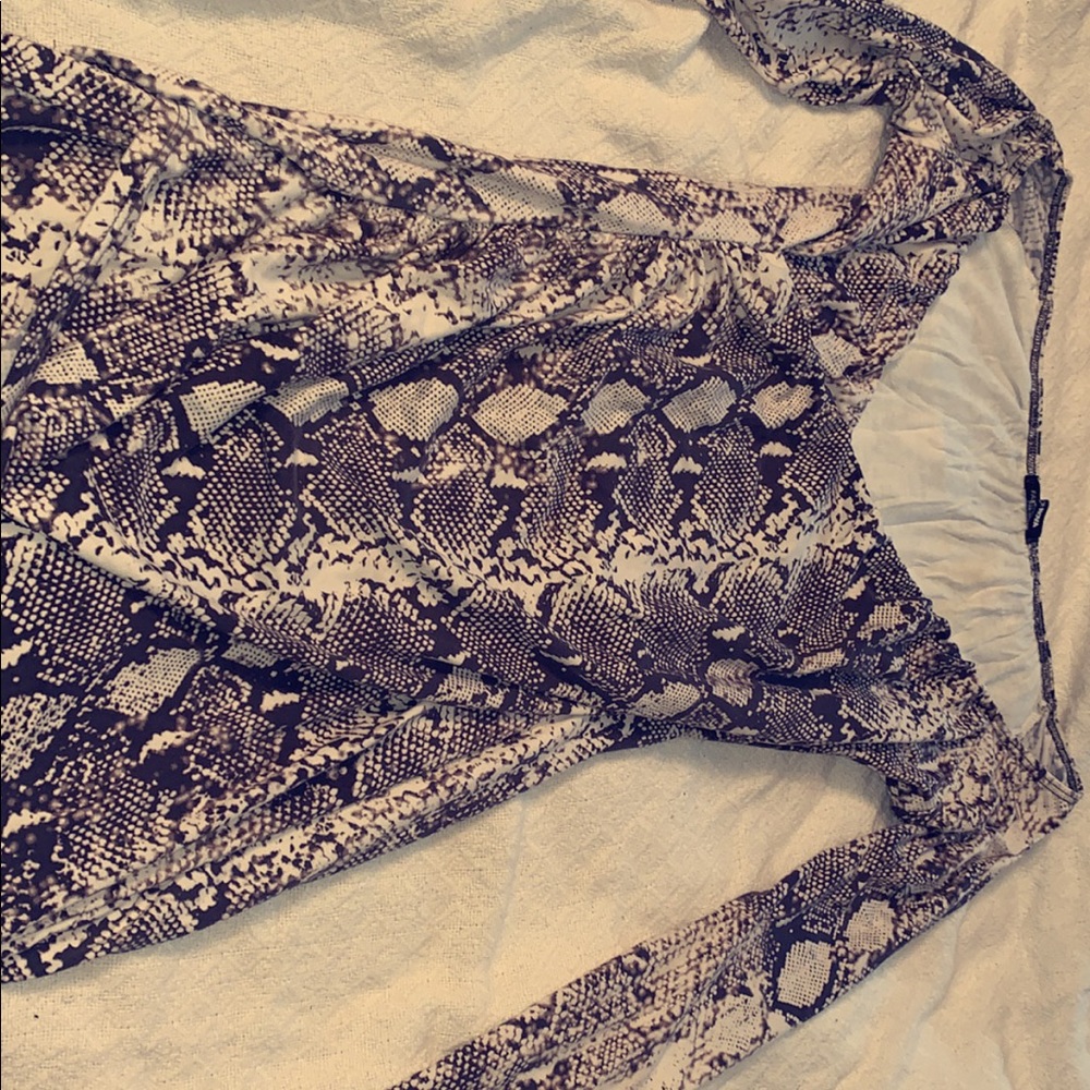Snakeskin pattern long sleeve bodycon dress